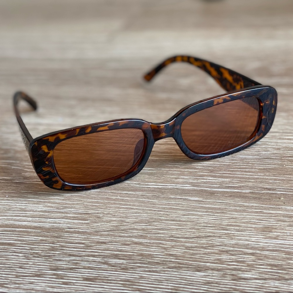 Rectangle Brown Tortoise Shell Acrylic Sunglasses - image 2